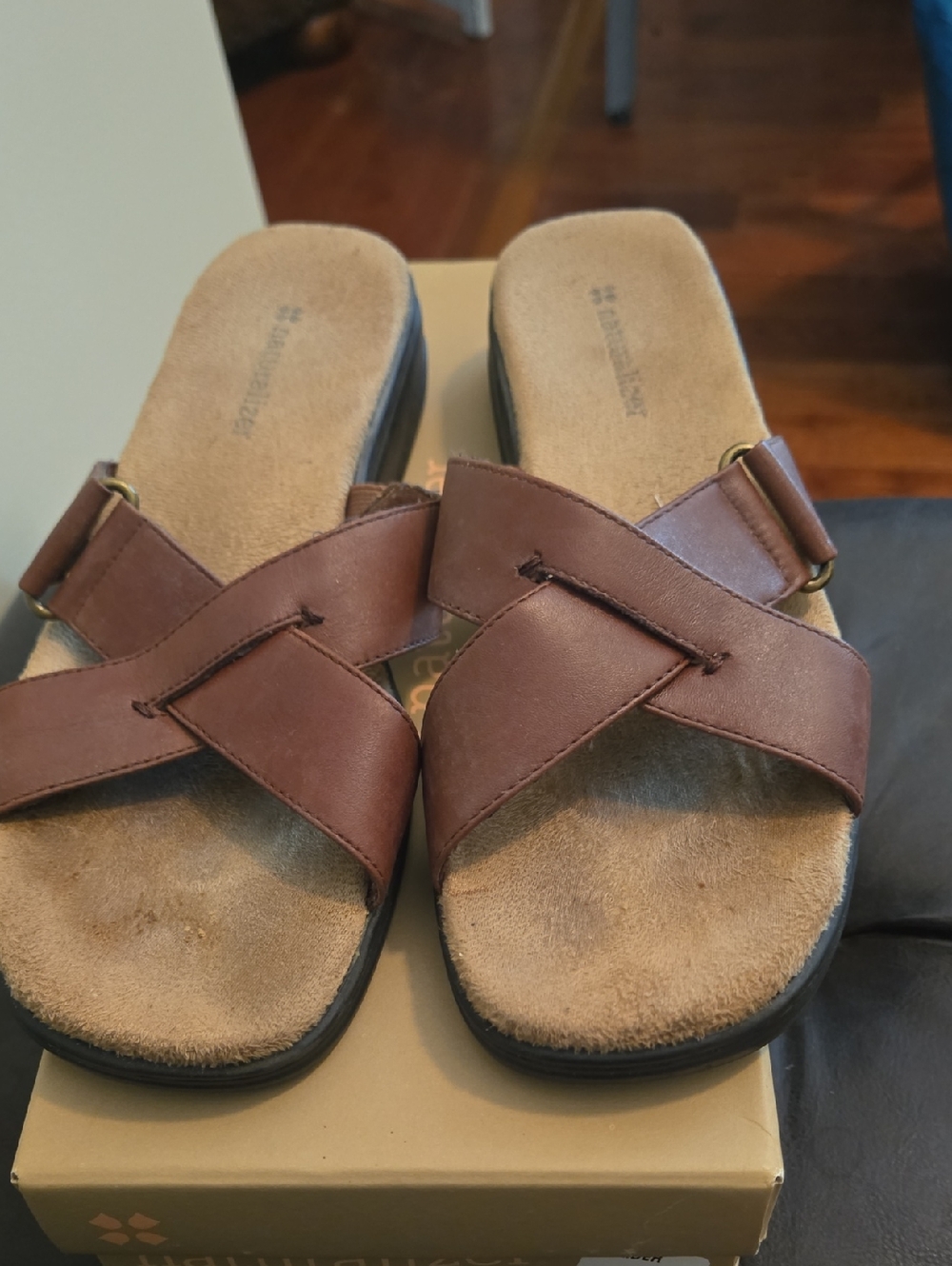 Naturalizer Women’s Brown Leather Slide Sandals